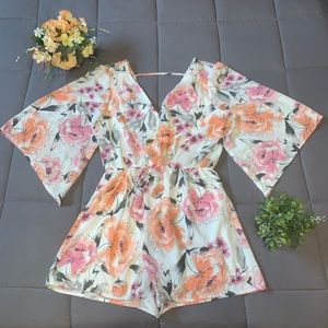 White Floral Quarter Sleeve Romper